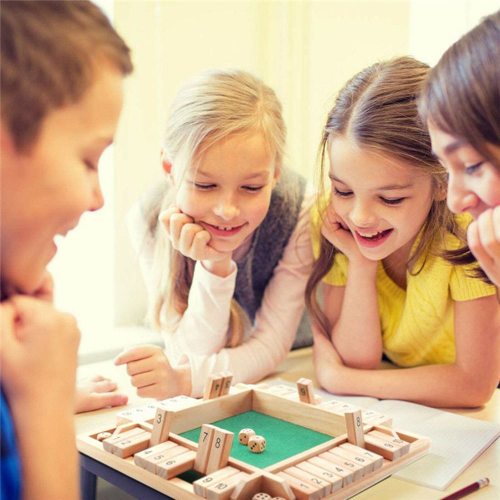 Chiudi la scatola dadi gioco d - Board Game Dixit recensione e prezzo